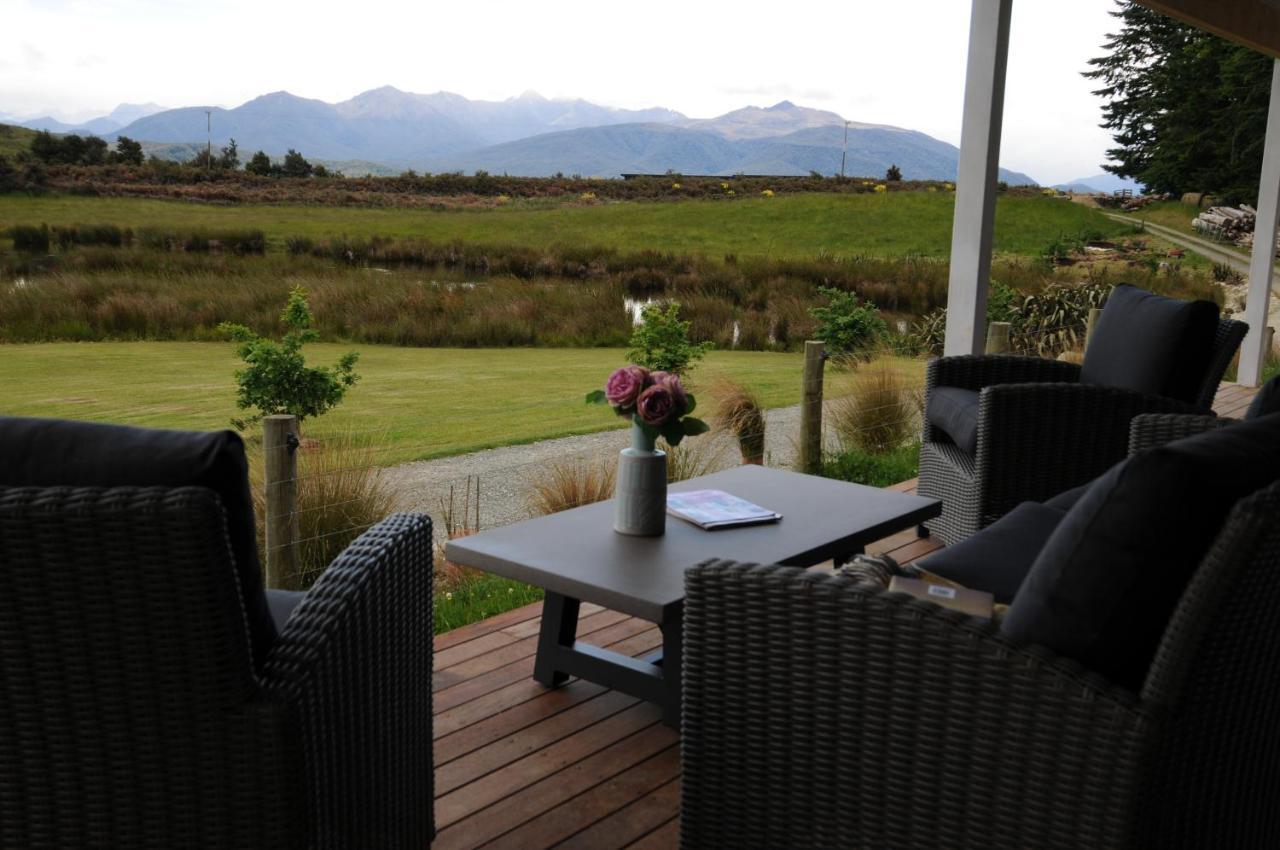 Cottage 45° South Te Anau Exterior foto