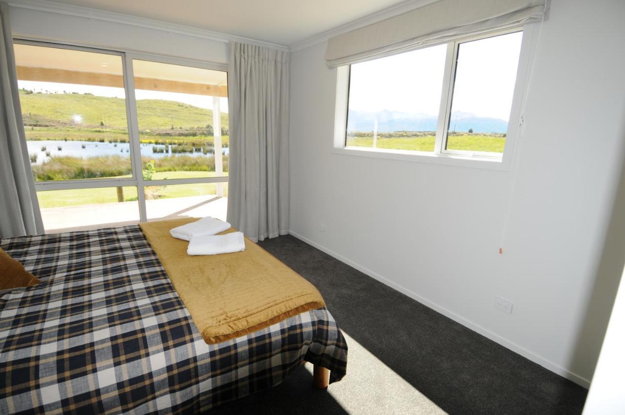 Cottage 45° South Te Anau Exterior foto